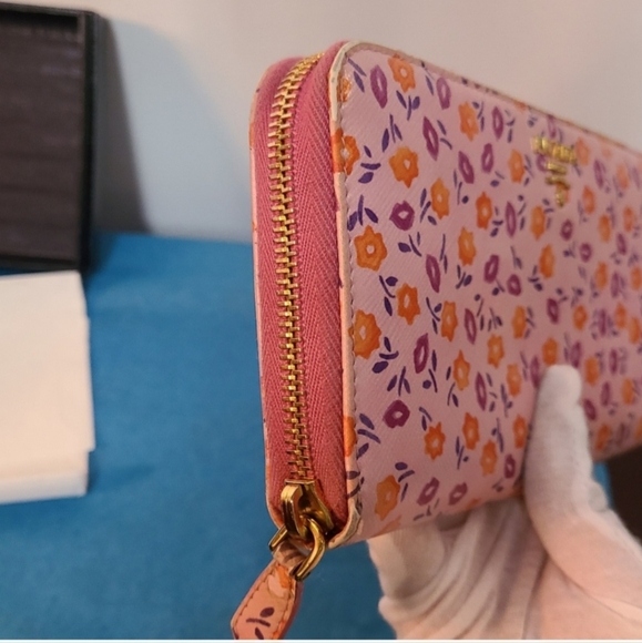 AUTHENTIC PRADA FLORAL LONG WALLET EUC - Picture 10 of 16